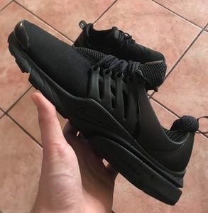 Nike Air Presto Triple Black Size 10